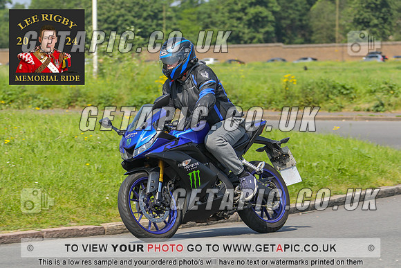 GP2405-4071-C_LOGO_ON_PHOTO