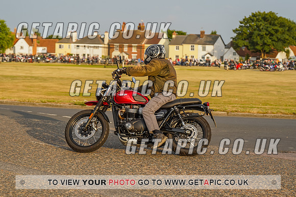 RS2207_9017