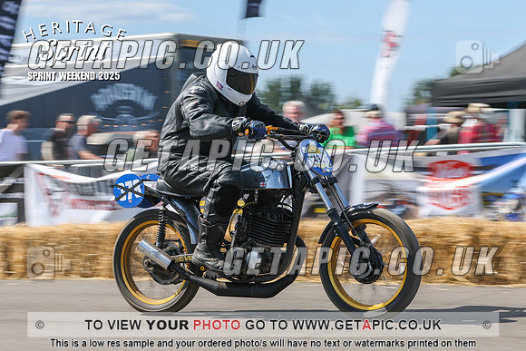 GP2508-6277-C_LOGO_ON_PHOTO