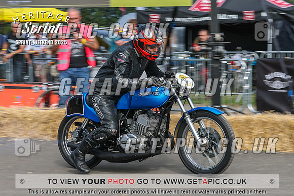 GP2508-3235-C_LOGO_ON_PHOTO
