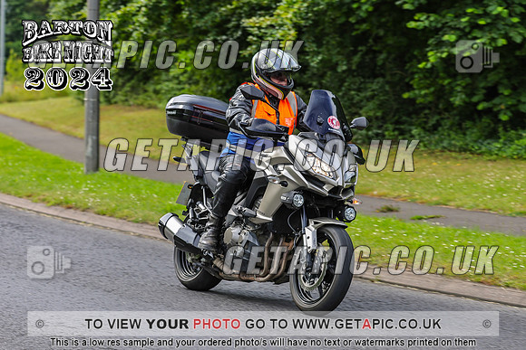 PR2407-1525_LOGO_ON_PHOTO