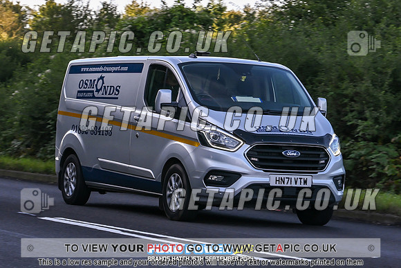 KS2409-3827-C_LOGO_ON_PHOTO