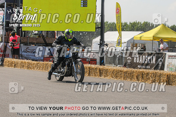 PP2508-4284_LOGO_ON_PHOTO