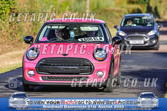 PR2508-28104_LOGO_ON_PHOTO