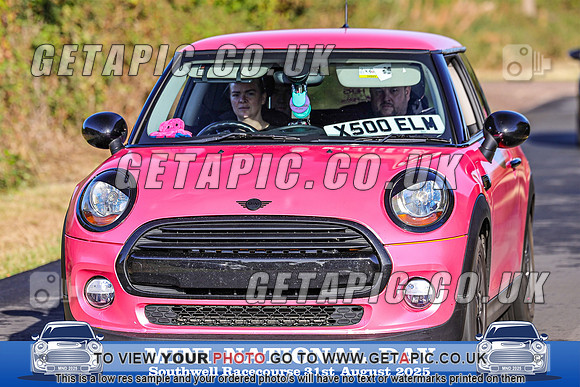 PR2508-28106_LOGO_ON_PHOTO