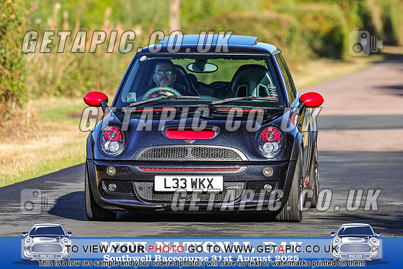 PR2508-28110_LOGO_ON_PHOTO