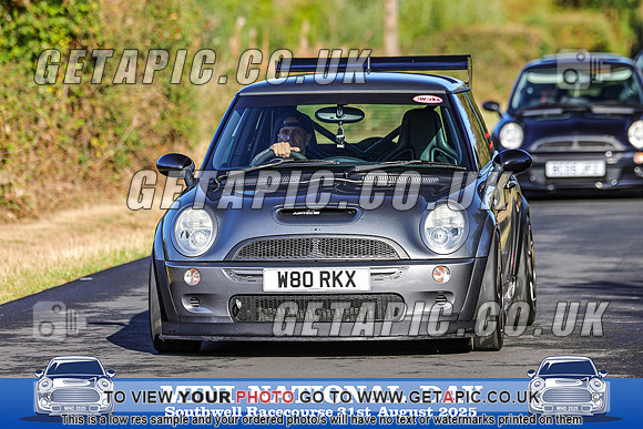 PR2508-28134_LOGO_ON_PHOTO