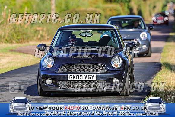 PR2508-28144_LOGO_ON_PHOTO