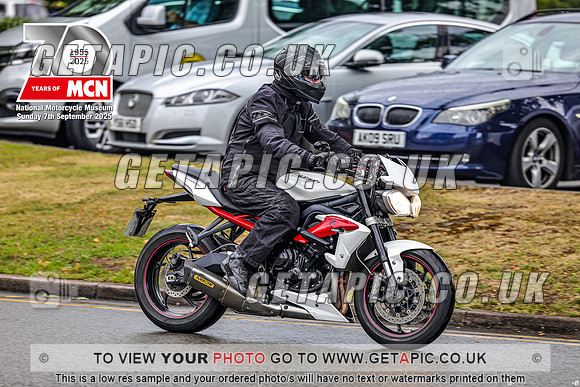 PR2509-01461_LOGO_ON_PHOTO