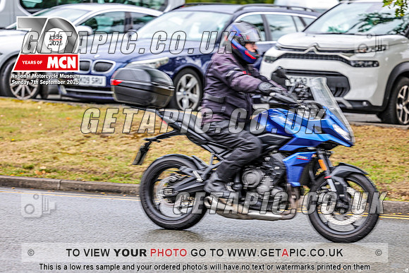 PR2509-01471_LOGO_ON_PHOTO