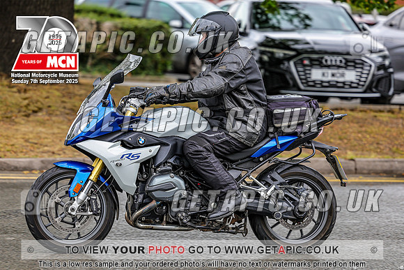 PR2509-01736_LOGO_ON_PHOTO