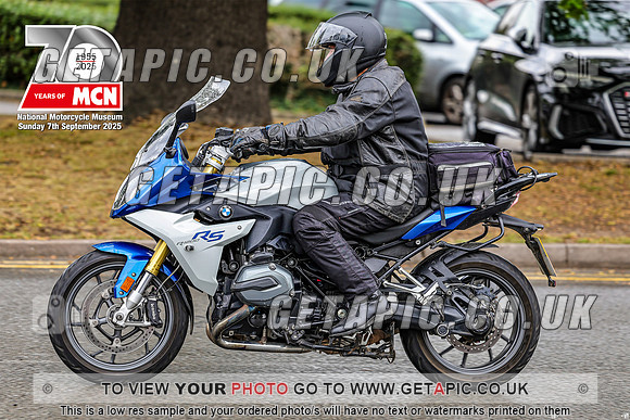PR2509-01737_LOGO_ON_PHOTO