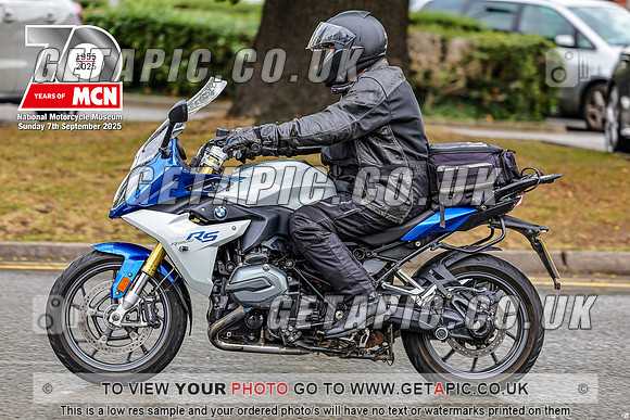 PR2509-01738_LOGO_ON_PHOTO