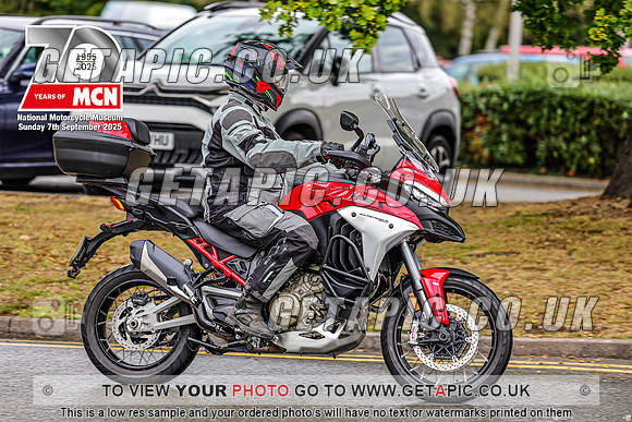 PR2509-01741_LOGO_ON_PHOTO