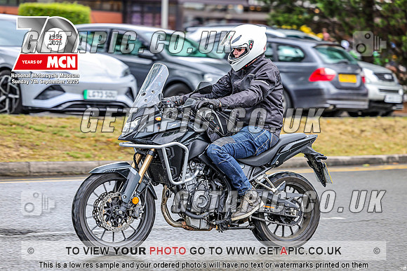 PR2509-01749_LOGO_ON_PHOTO