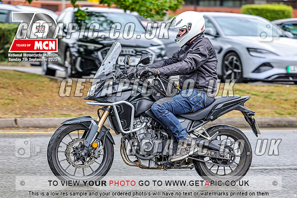 PR2509-01750_LOGO_ON_PHOTO