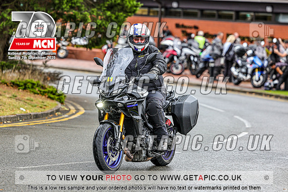 PR2509-01753_LOGO_ON_PHOTO