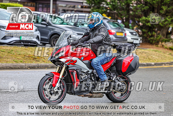 PR2509-01758_LOGO_ON_PHOTO