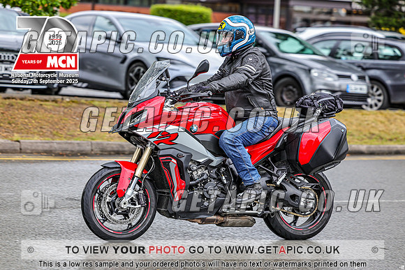 PR2509-01760_LOGO_ON_PHOTO