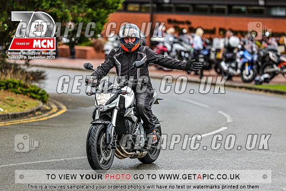 PR2509-01764_LOGO_ON_PHOTO