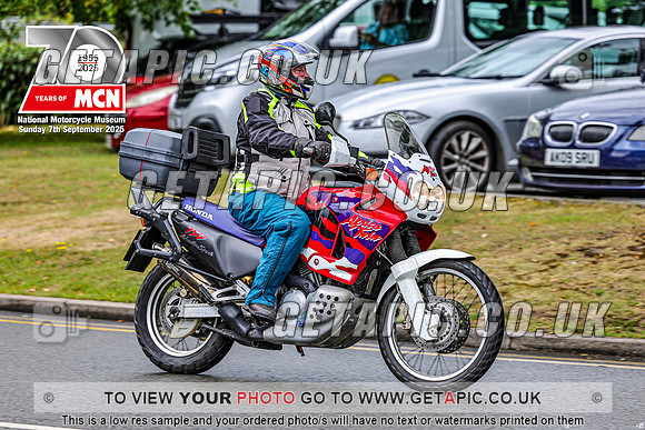 PR2509-01960_LOGO_ON_PHOTO