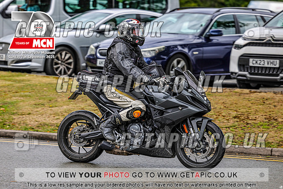 PR2509-01962_LOGO_ON_PHOTO