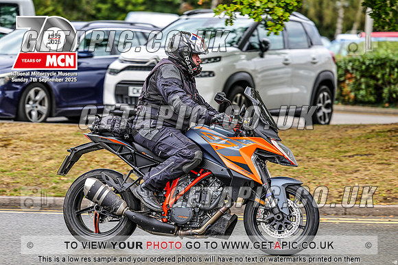 PR2509-01977_LOGO_ON_PHOTO