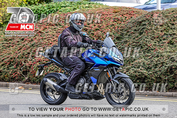 PR2509-00010_LOGO_ON_PHOTO