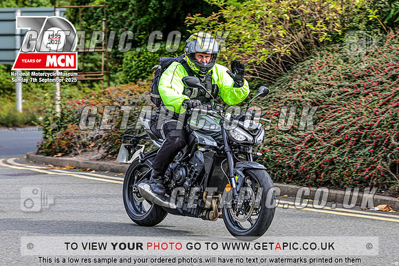 PR2509-00011_LOGO_ON_PHOTO