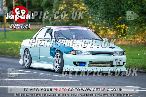 SJ2509-0826_LOGO_ON_PHOTO