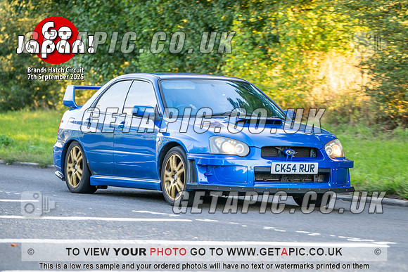 SJ2509-0825_LOGO_ON_PHOTO
