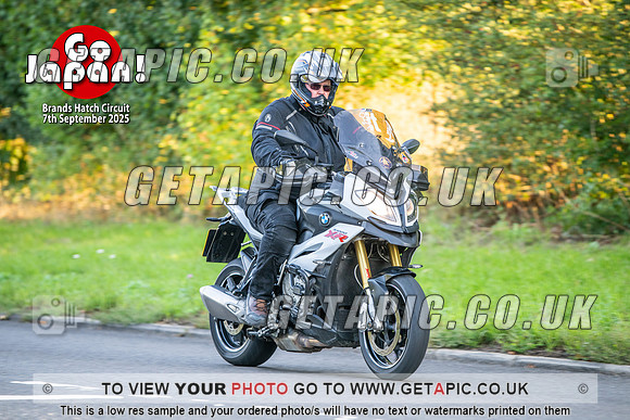 SJ2509-0843_LOGO_ON_PHOTO