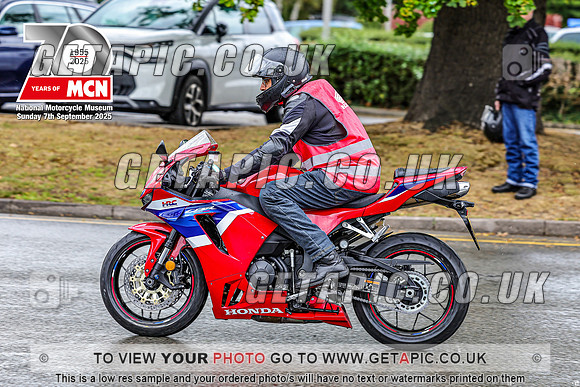 PR2509-01310_LOGO_ON_PHOTO