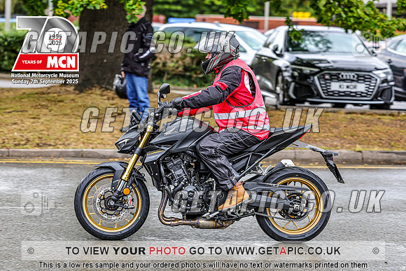 PR2509-01313_LOGO_ON_PHOTO