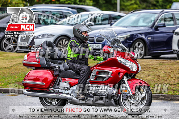 PR2509-01326_LOGO_ON_PHOTO