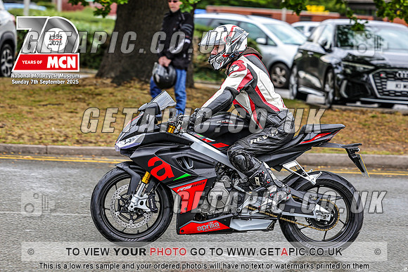 PR2509-01338_LOGO_ON_PHOTO