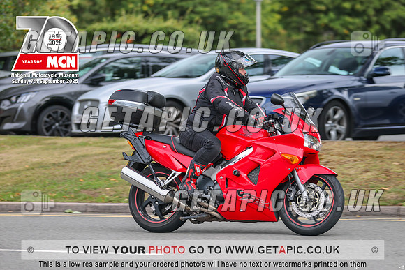 GP2509-010_LOGO_ON_PHOTO