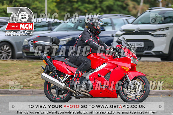 GP2509-011_LOGO_ON_PHOTO
