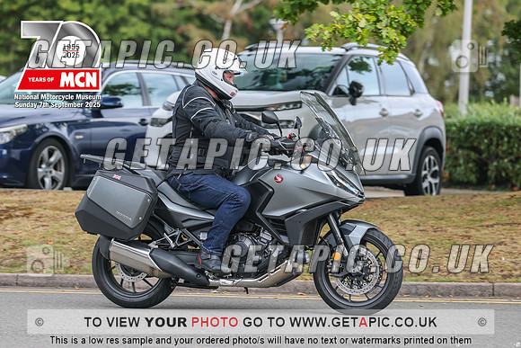 GP2509-013_LOGO_ON_PHOTO
