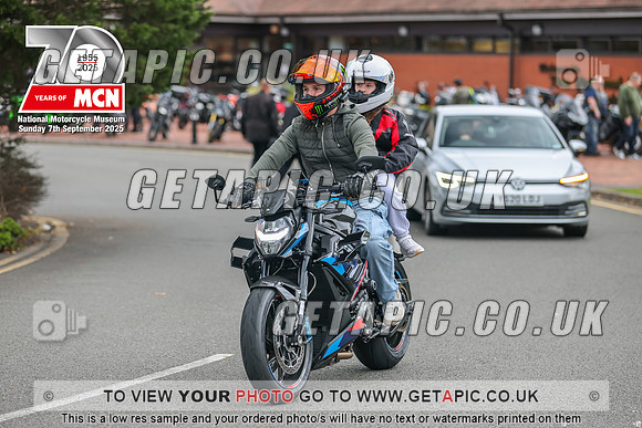 GP2509-048_LOGO_ON_PHOTO