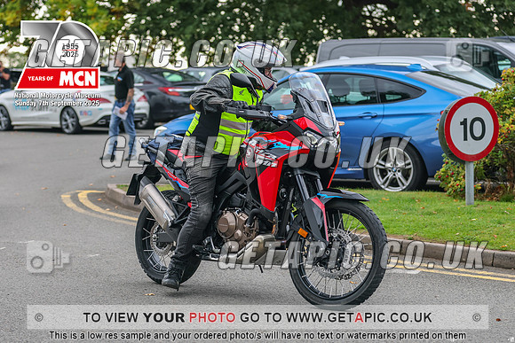 GP2509-054_LOGO_ON_PHOTO