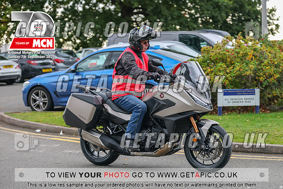 GP2509-057_LOGO_ON_PHOTO