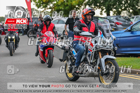 GP2509-060_LOGO_ON_PHOTO