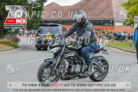 GP2509-082_LOGO_ON_PHOTO