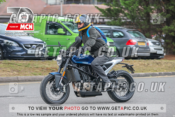 GP2509-102_LOGO_ON_PHOTO