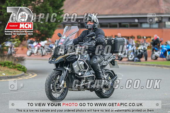 GP2509-105_LOGO_ON_PHOTO