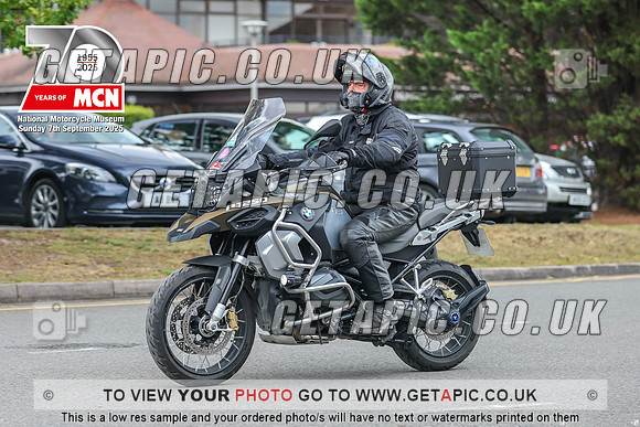 GP2509-106_LOGO_ON_PHOTO
