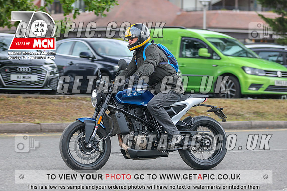 GP2509-103_LOGO_ON_PHOTO