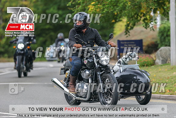 GP2509-113_LOGO_ON_PHOTO