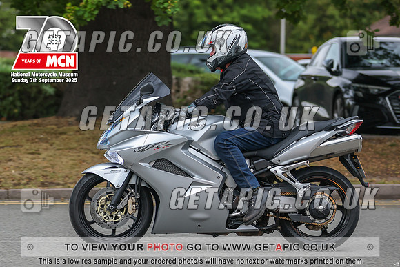GP2509-195_LOGO_ON_PHOTO